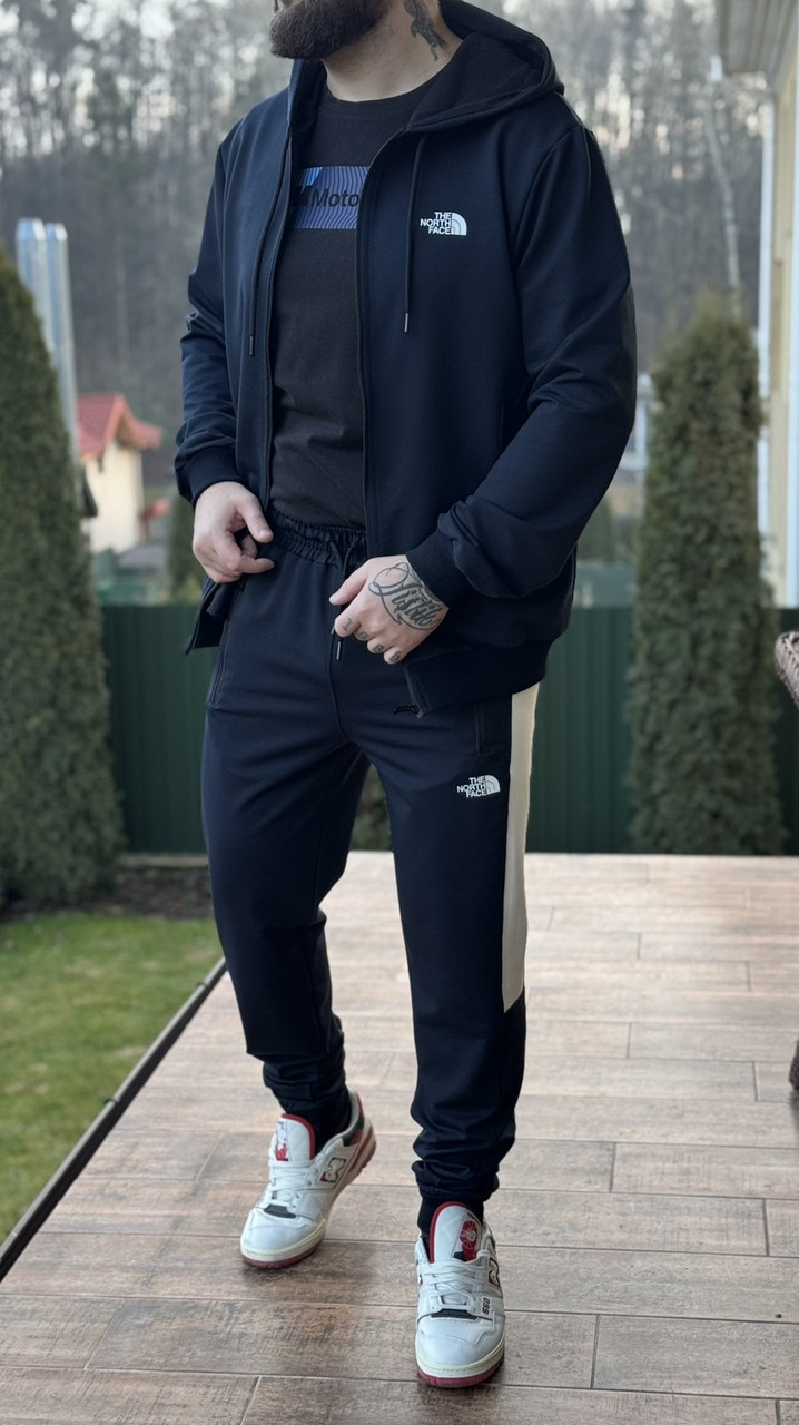 Спортивний чоловічий костюм The North Face Gloom