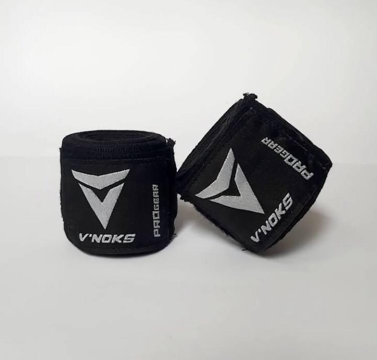 Спортивні бинти для боксу чорні V'Noks довжина 455 см для тренувань рук тейпування захисна намотка