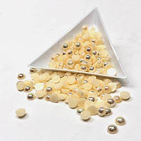 Напівбусини перламутрові 6 мм, 20 гр/уп колір - айворі з АВ покриттям - А5