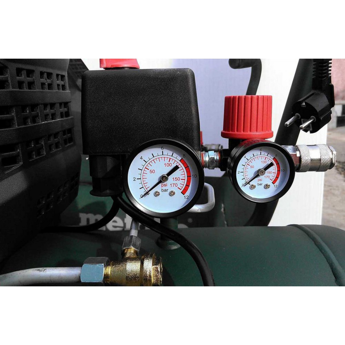 Компресор Metabo Basic 250-24 W (601533000) фото 4