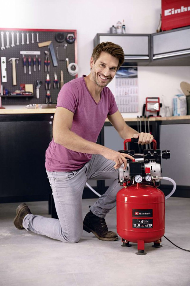 Потужний компресор Einhell TE-AC 135/24 Silent Plus : 750Вт, 8 бар, 24 л 7