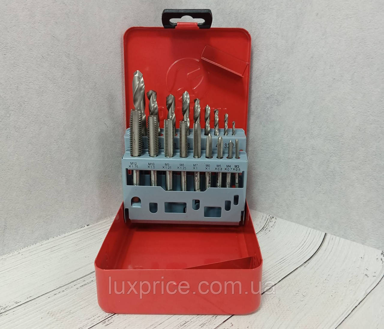 Набір мітчиків та свердел 18од INTERTOOL SD-8100    Luxprice, фото 1