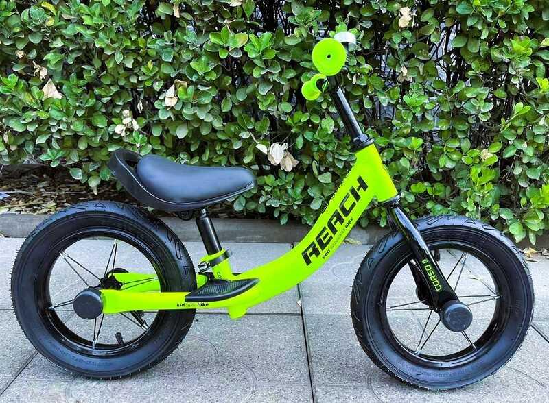 Велобіг "CORSO Reach" RC-6047-43 сталева рама, колесо 12", надувні колеса, підніжка, підставка для ніг, дзвіночок