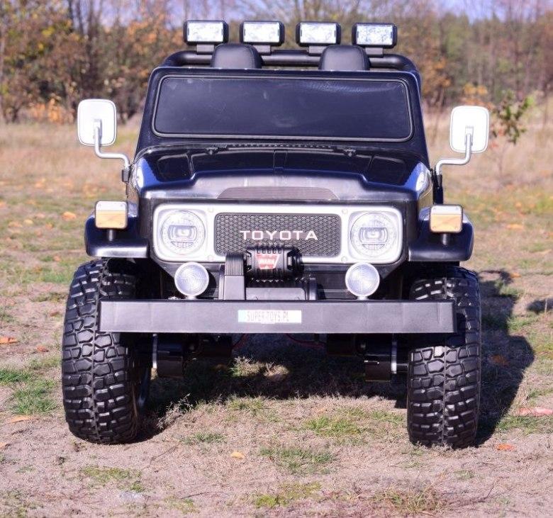 Дитячий двомісний джип Toyota Land Cruiser (чорний колір) з пультом дистанційного керування 2.4G, фото 1