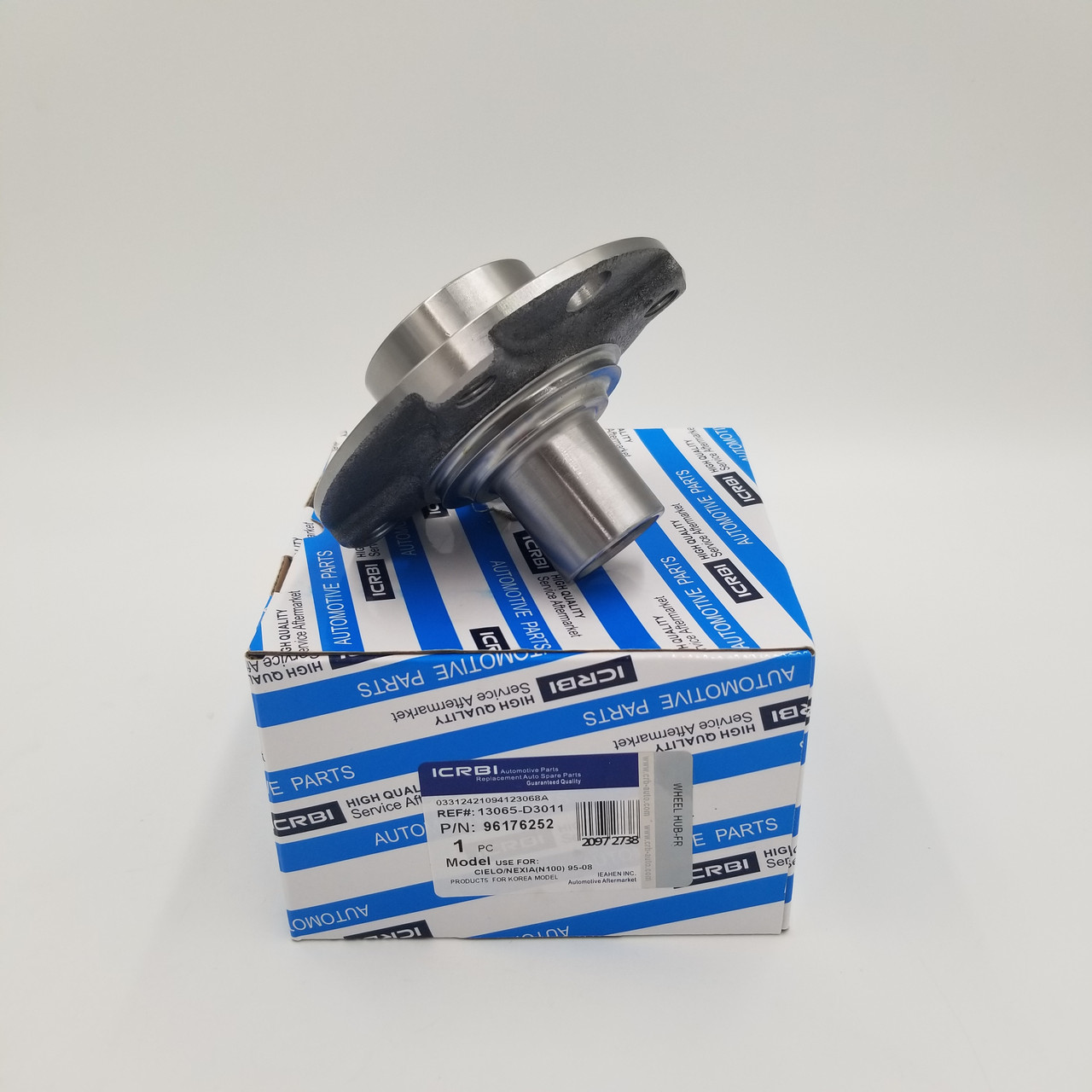 Ступиця передня Ланос 1.5, Сенс CRB Корея 96176252