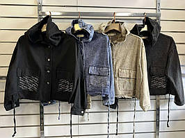 Джинсова укорочена куртка жіноча з капюшоном батал, колір уточнюйте під час замовлення