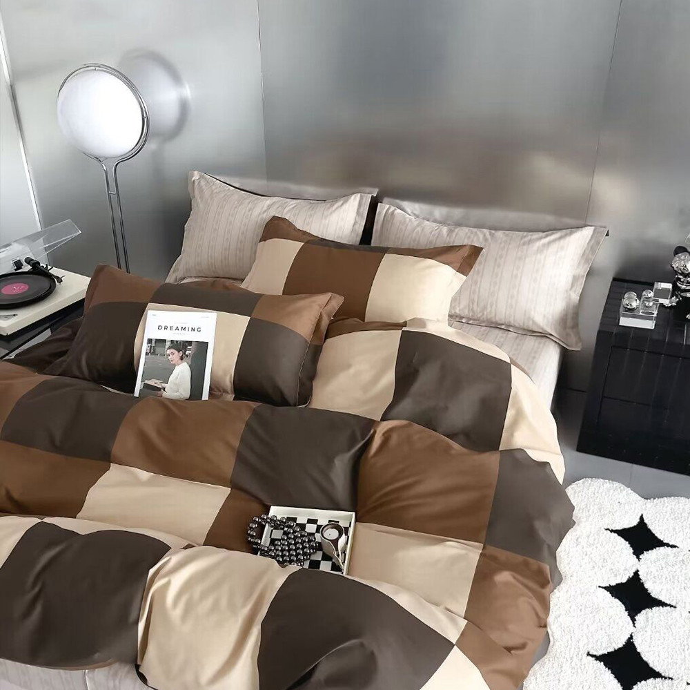 Тканини компаньйони 220см для постільної білизни Сатин 100% бавовна бежево-коричневий картатий (A+B) — (60 м + 60 м)