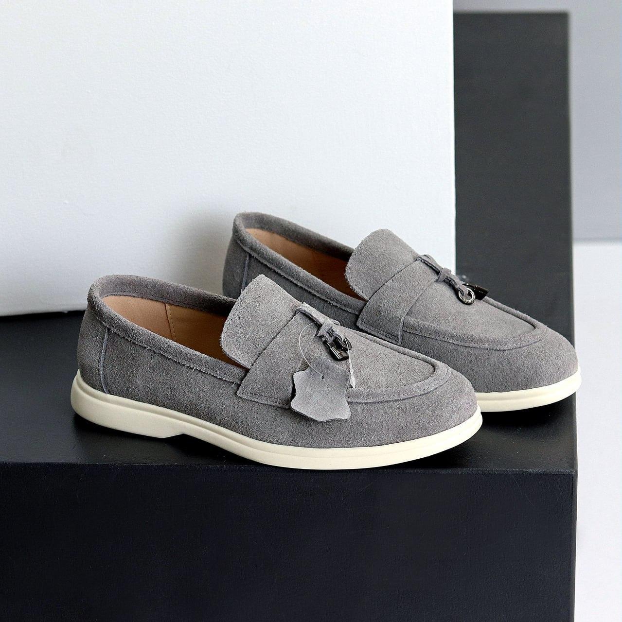 Жіночі лофери замшеві туфлі зручні стильні сірі натуральна замша