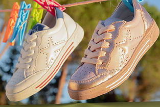 Дитяче та підліткове взуття