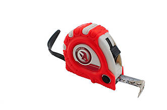 Рулетка Intertool MT-0308 8 м х 25 мм з супер-магнітом, точні вимірювання, надійна та зручна у використанні