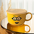 Кружка бульйонниця керамічна з пластиковою кришкою 900 мл для супу та локшини Minions Lugi, фото 2