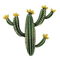 Брошка металева на золотистій основі кактус із квіточками покрита кольоровою емаллю розмір виробу 30х35 мм