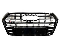 Решітка радіатора Full Black ( в стилі SQ5 ) на Audi Q5 80A 2016-2020 року