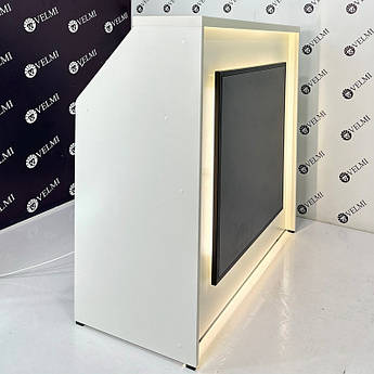 Стійка адміністратора Fancy