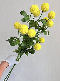 Штучна гілка з кулями для декору . Гомфрена куляста ( жовта , 85 см )