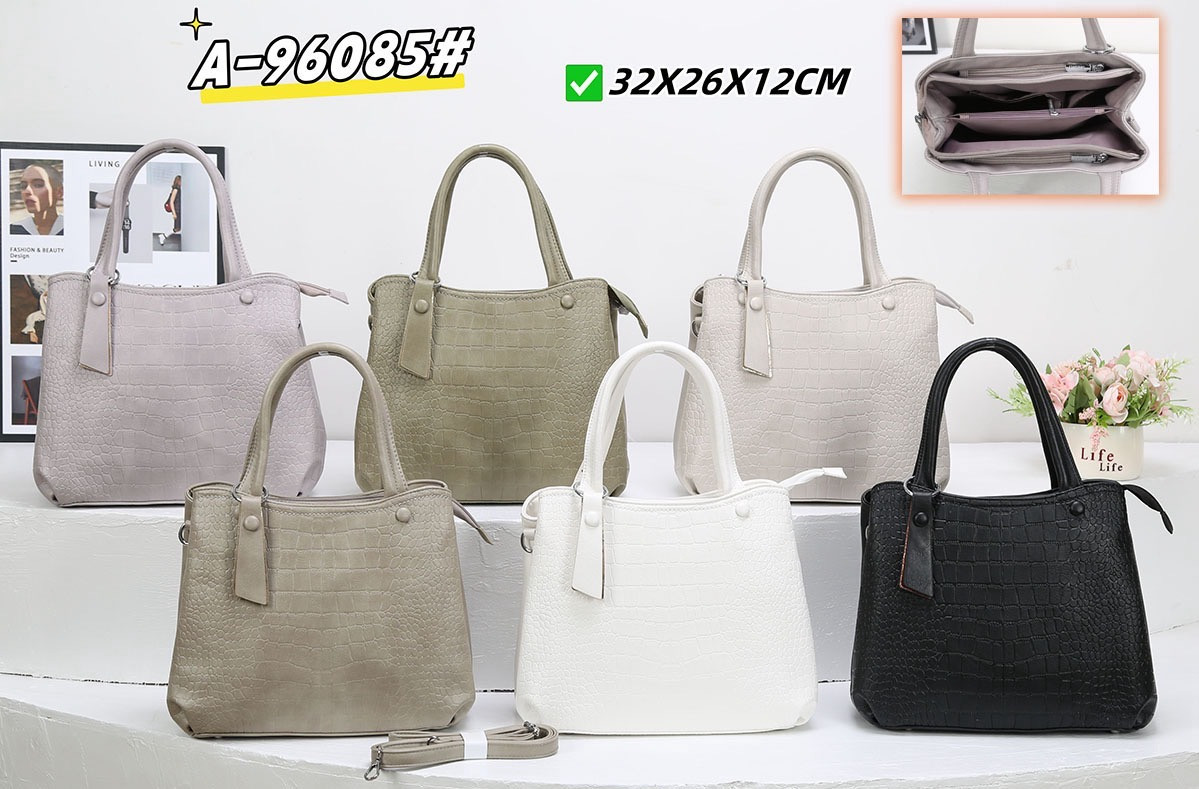 Сумка жіноча з штучної шкіри!, фото 1