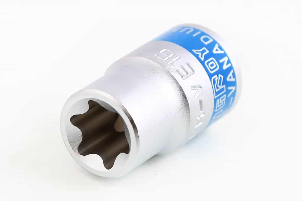 Головка 1/2" Torx E16 мм "King Roy"