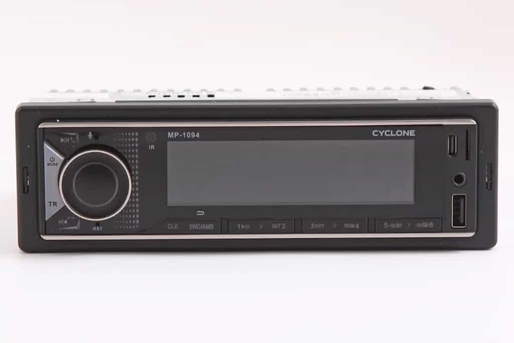 Автомагнітола "Cyclone" MP-1094 RGB BT/USB/MicroSD/ISO/дод. роз'єм/iCar Link