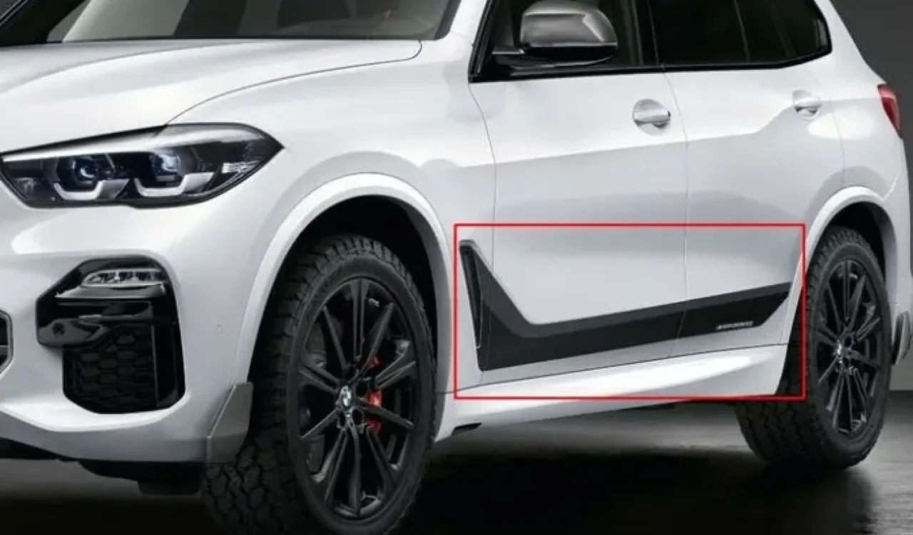 Наклейки на кузов BMW X3 G01, X4 G02 51145A26A67, фото 1