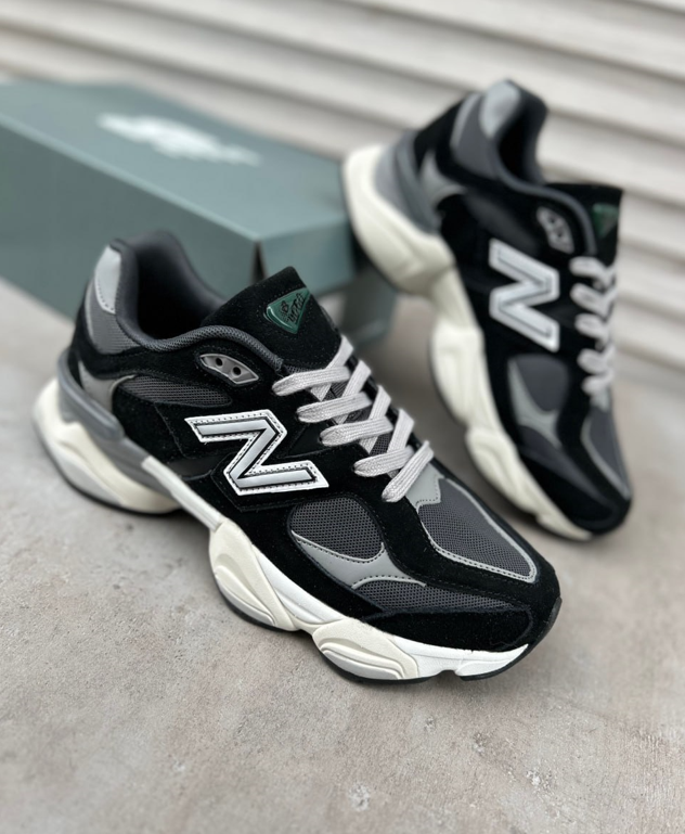 Чоловічі кросівки New Balance 9060 Black Silver Нью Баланс чорно-білі замшеві