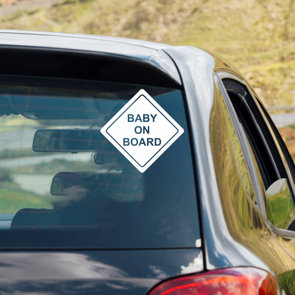 Наклейки на автомобіль дитина в машині Baby on board 02 на заднє скло машини матова біла 200х200 мм