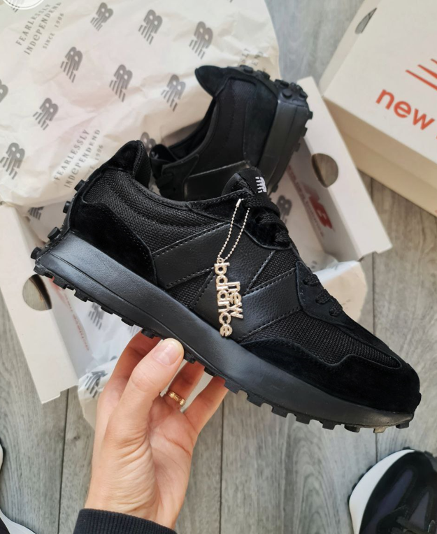 Чоловічі кросівки New Balance 327 total black Нью Баланс чорні спортивні демісезонні весняні замшеві нейлонові