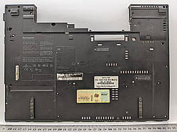Нижня частина корпуса Lenovo Thinkpad T500 (низ, дно, піддон, корито)