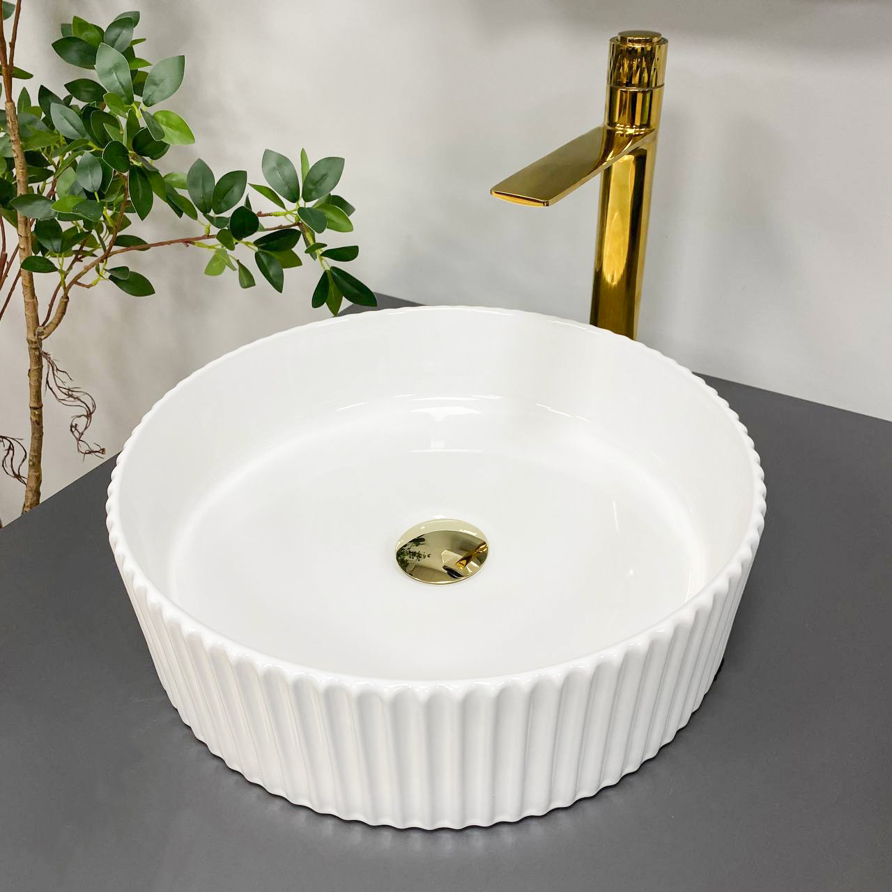 Умивальник (раковина) VBI BRINDISI M WHITE накладний, фото 1