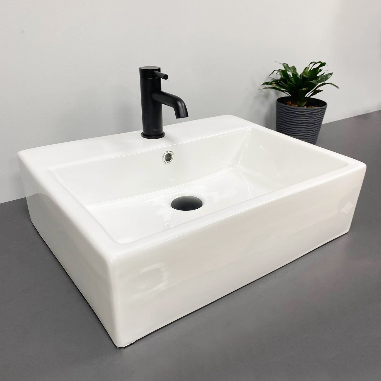 Умивальник (раковина) VBI TERAMO M WHITE накладний підвісний, фото 1