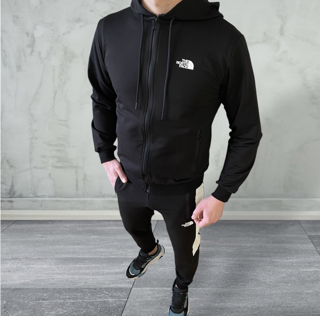 Спортивний чоловічий костюм The North Face