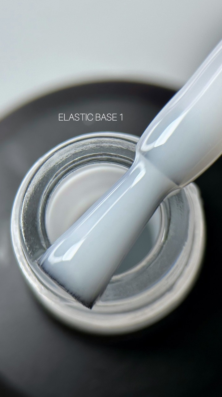 База для нігтів  SAGA Professional Elastic №1 флакон з пензлем 15 мл