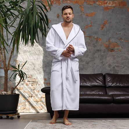 Теплий турецький домашній чоловічий халат з капюшоном від виробника білий, Халати для лазні чоловічі, фото 1