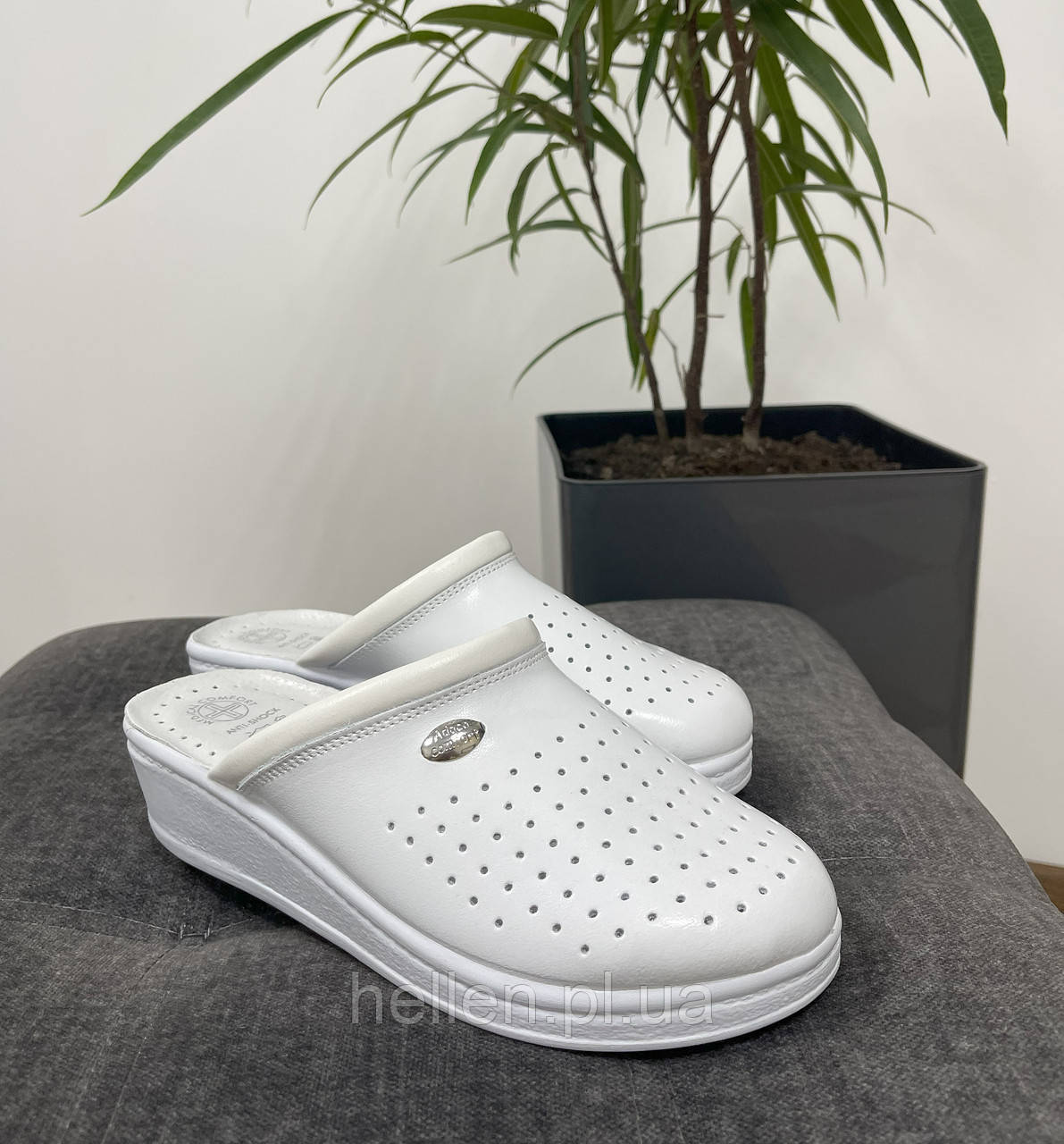 Жіноче шкіряне медичне взуття Adaco 100/Promedix