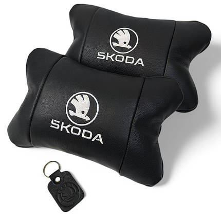 Автомобільні подушки 2 шт на підголівник Skoda / Шкода, з натуральної шкіри, стильний аксесуар для вашого авто, фото 1