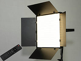 Студійний LED прожектор SL-LED660PRO з спрямованим світлом, 45 Вт, пульт SL-LED-660PRO