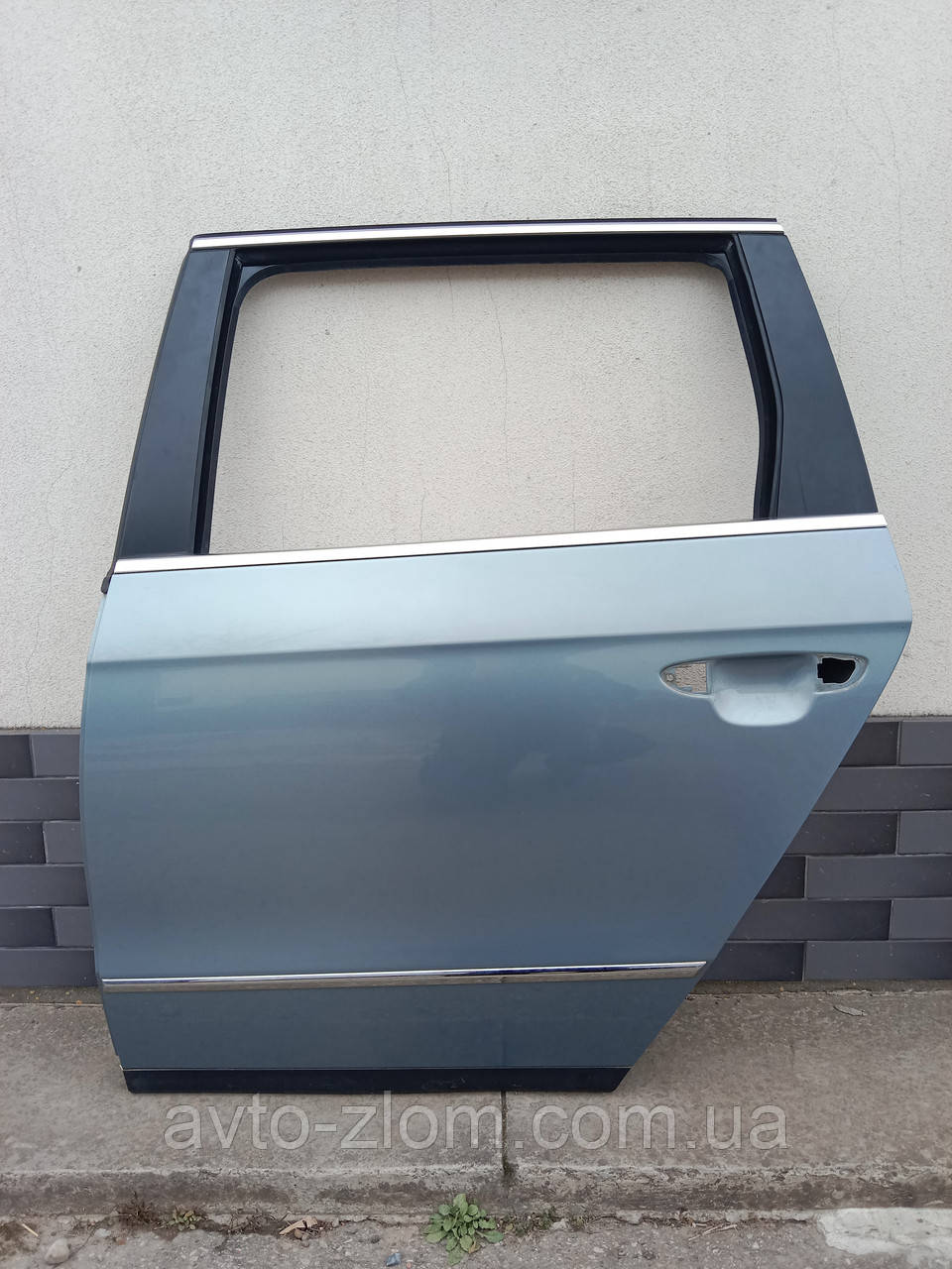 Двері задні Volkswagen Passat B6. Пасат Б6. Права. Універсал., фото 1