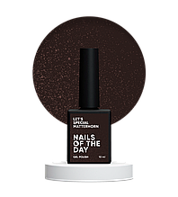 NAILSOFTHEDAY Let’s special Matterhorn №042— шоколадно коричневий гель-лак для нігтів з золотою поталлю, 10 мл