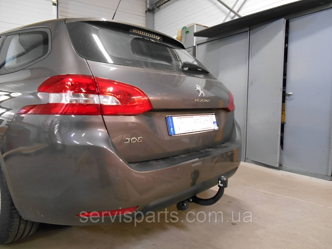 Фаркоп Peugeot 308 II 2013-2021 (Пежо 308 II) хетчбек та універсал