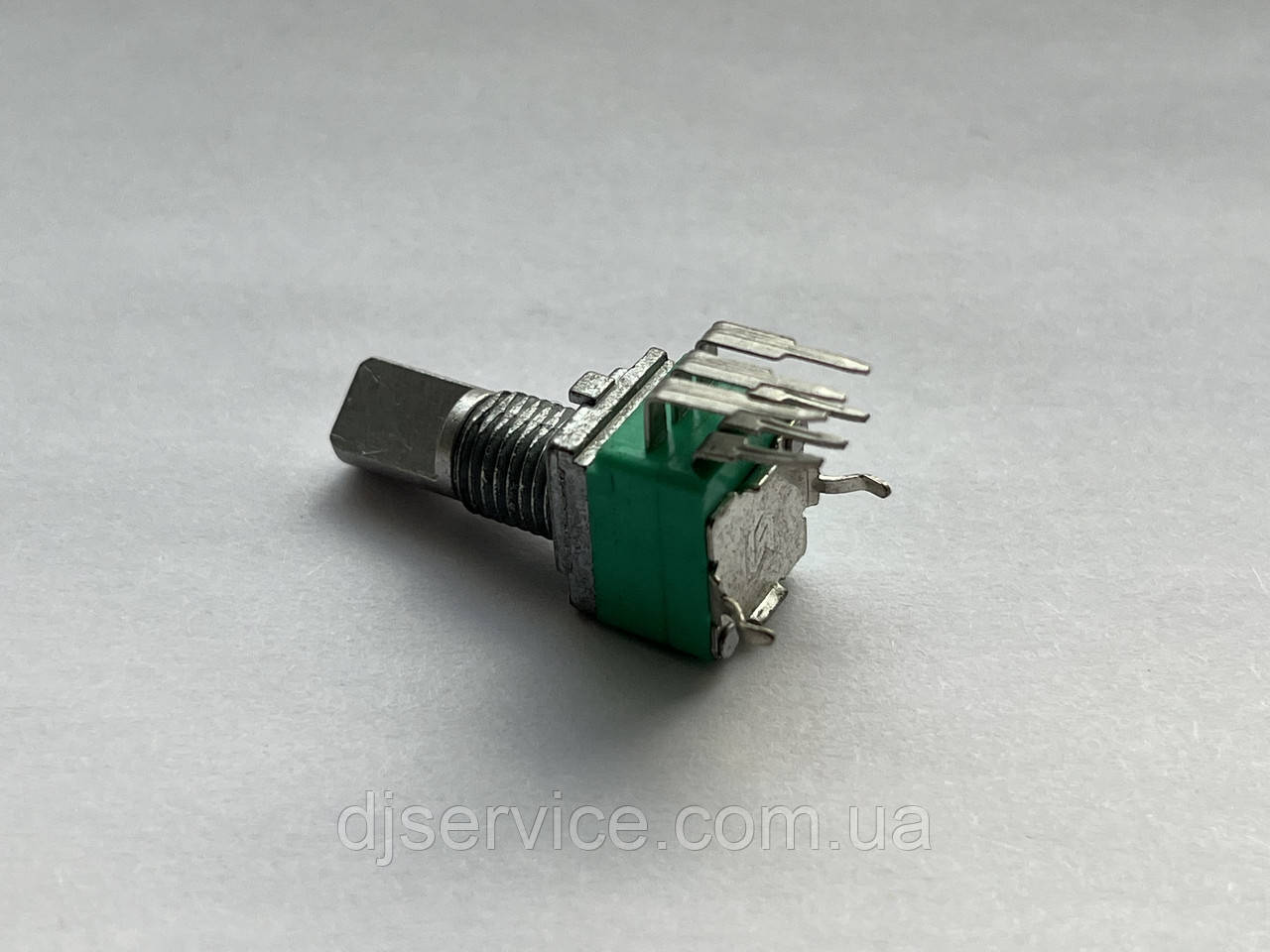 Потенціометр Soundwell a100k 15 mm noMID для звукових карток Universal Audio Volt 1 Volt 476, фото 1