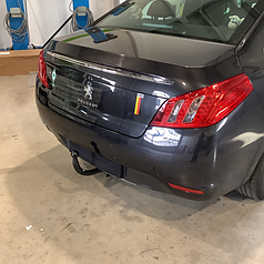 Фаркоп Peugeot 508 2011-2018 (Пежо 508 седан)
