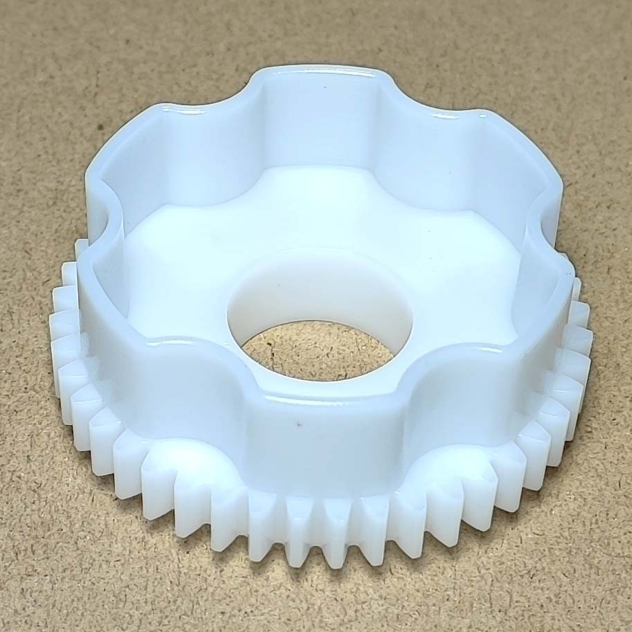 Шестірня для редуктора дитячого електромобіля 44-6пелюстків тип2