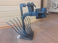 Картоплекопачка віялова. Лапа копалка зі сцепкою у зборі для повітряного мотоблока