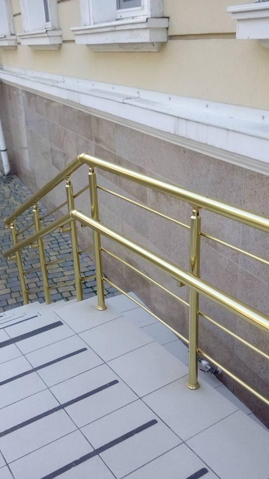 Перила алюмінієві кольори золото