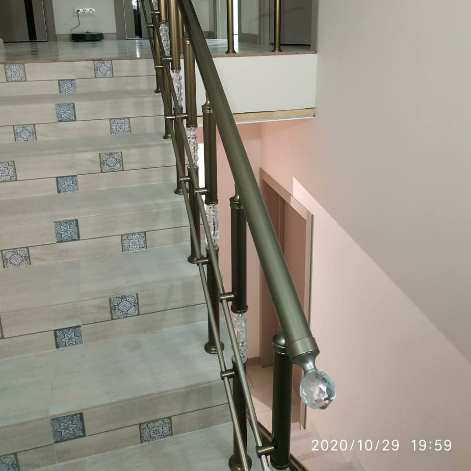 Акрилові перила PleksiGlass бронза з леєрами