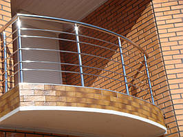 Перила нержавіючі на балкон круглі з лєєрами