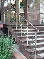 Перила нержавіючі на ганок квадратні з леєрами 2