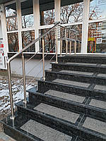 Перила нержавіючі на ганок круглі з леєрами 6