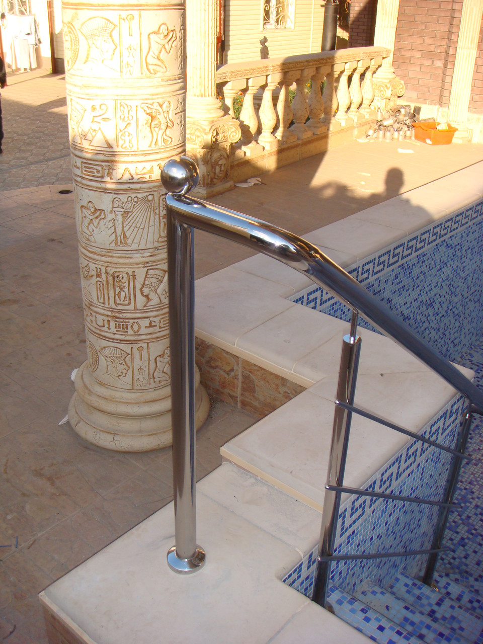 Перила нержавіючі на ганок круглі