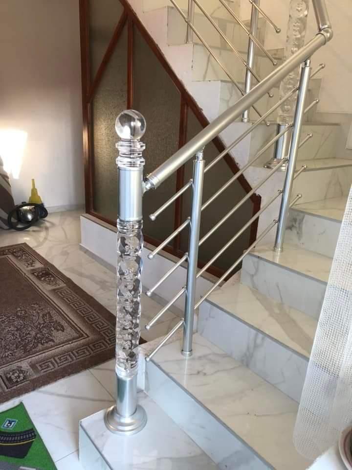 Перила акрилові PleksiGlass срібло з леєрами 1