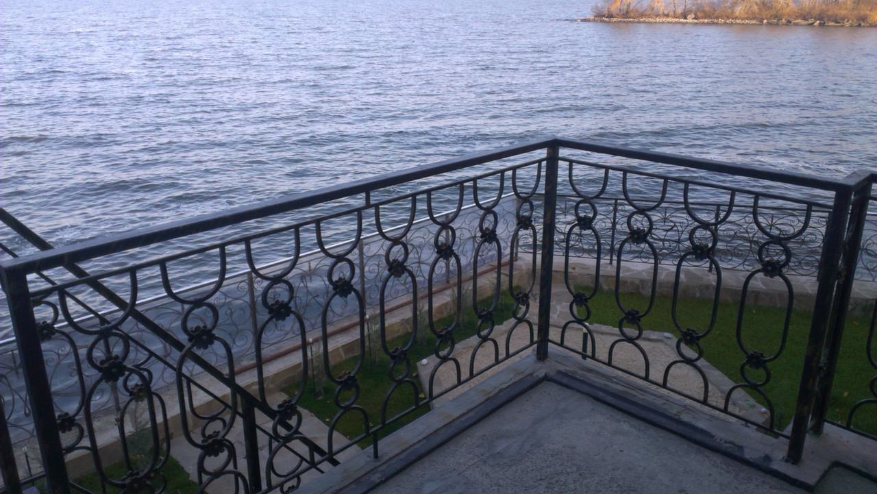 Ковані перила на балкон 10